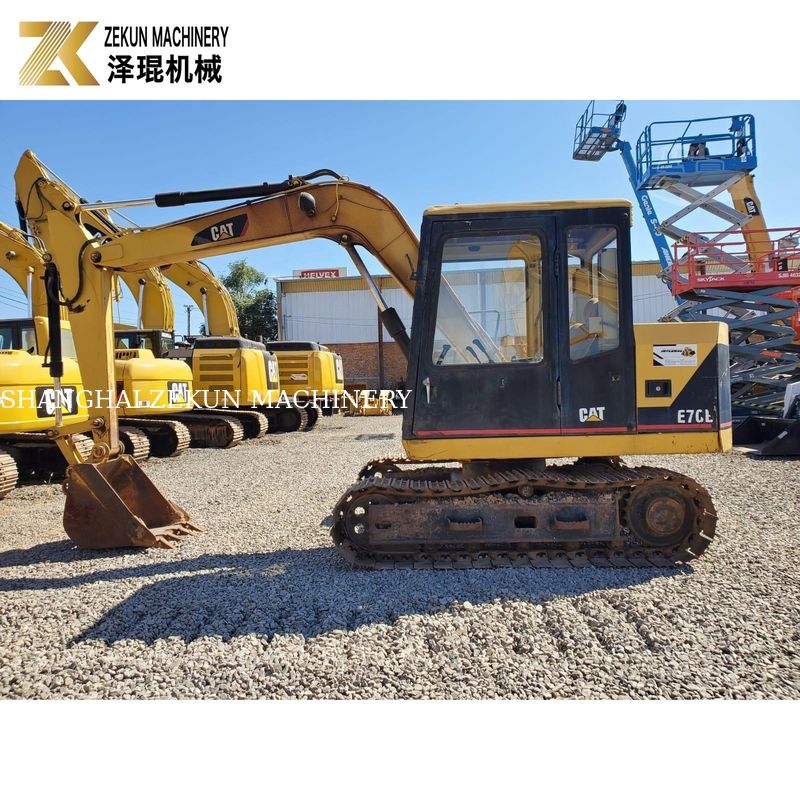 Nhật Bản sử dụng CAT E70B máy đào bơm thủy lực ổ cuối cùng ở Thượng Hải tại cạnh tranh