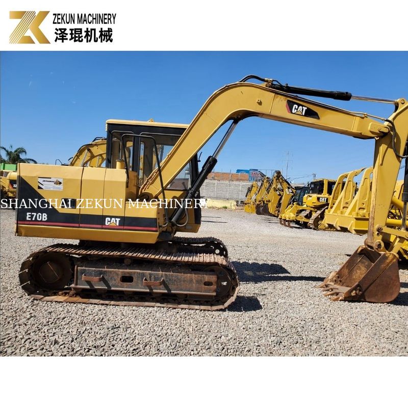 Nhật Bản sử dụng CAT E70B máy đào bơm thủy lực ổ cuối cùng ở Thượng Hải tại cạnh tranh