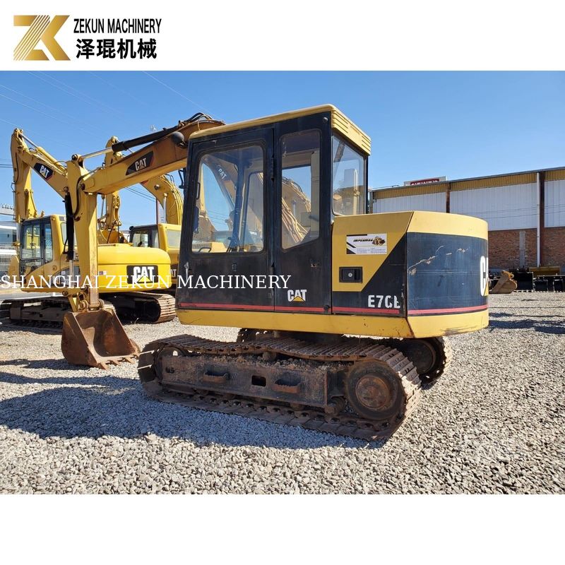Nhật Bản sử dụng CAT E70B máy đào bơm thủy lực ổ cuối cùng ở Thượng Hải tại cạnh tranh