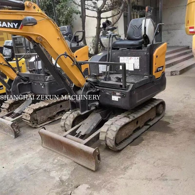10.3KW Sany SY16C 1.6Ton Mini Excavator với lốp cao su và máy bơm thủy lực gốc
