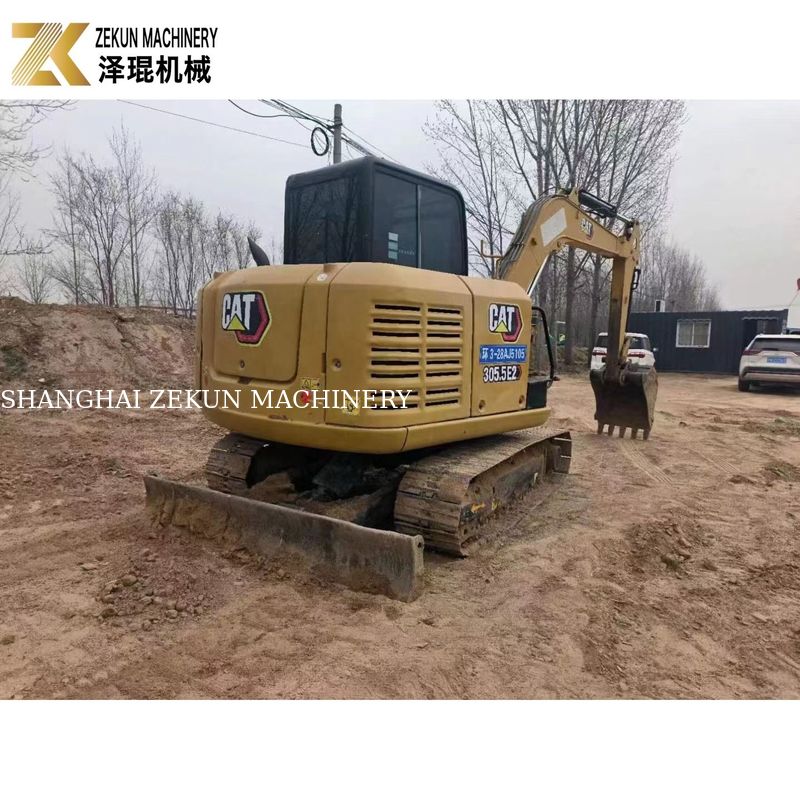 CAT 305.5E2 Máy đào bò sử dụng 5,5 tấn với ngón tay cái thủy lực từ Caterpillar
