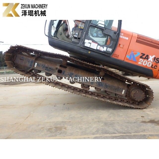 ZX200LC-3 đầu tiên Long Arm Excavator 20T Capacity And Long Reach Boom