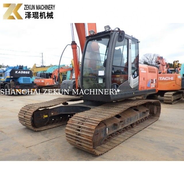 ZX200LC-3 đầu tiên Long Arm Excavator 20T Capacity And Long Reach Boom