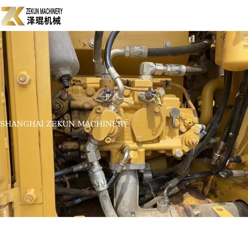 Máy đào cũ Cat 313 13 tấn Thiết bị xây dựng đường với dung lượng xô 0,65m3