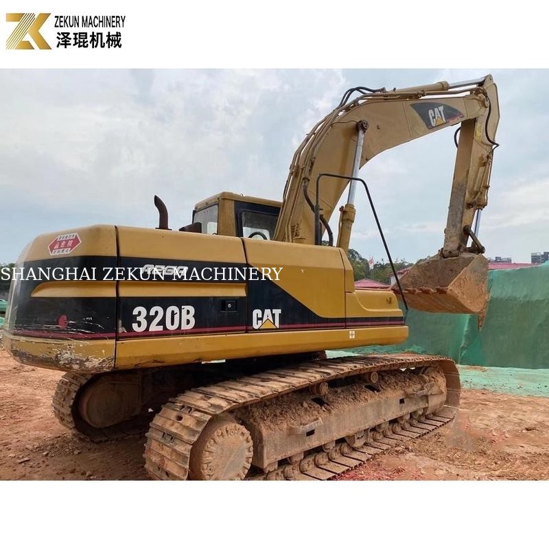 Máy khai quật máy bò dùng CAT320 20.6T nhập khẩu từ Nhật Bản sơn gốc