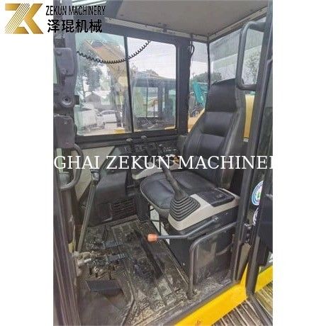Komatsu PC56-7 Mini Excavator với trọng lượng hoạt động 5 tấn và động cơ diesel bền