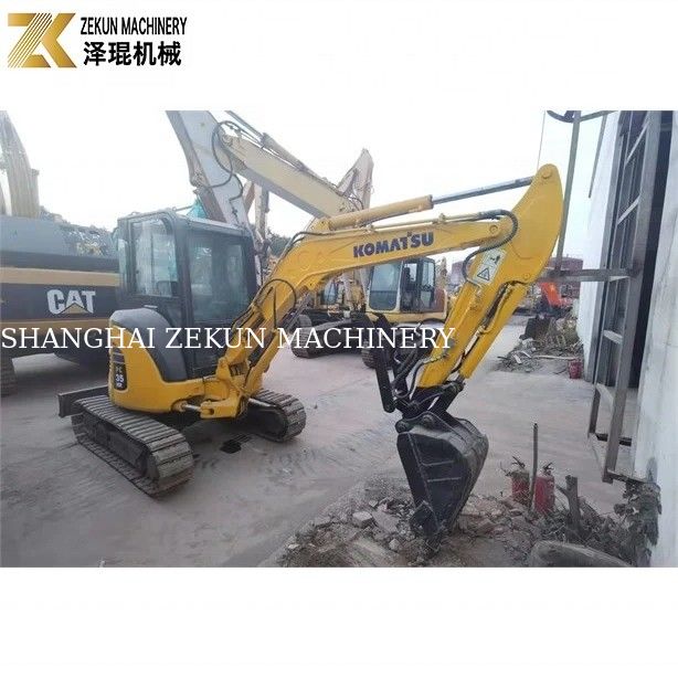 3Máy đào mini.5 tấn sử dụng KOMATSU PC35MR-5 từ năm 2016 với Máy đào thủy lực