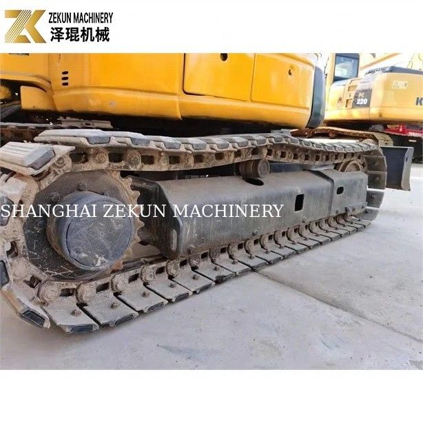 3Máy đào mini.5 tấn sử dụng KOMATSU PC35MR-5 từ năm 2016 với Máy đào thủy lực