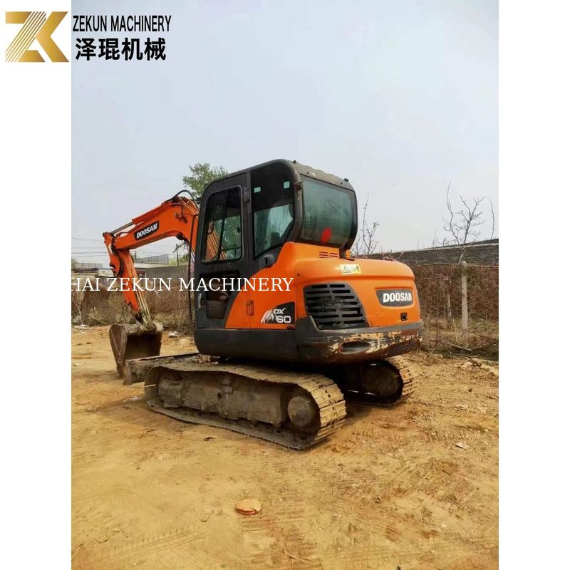 Doosan DX60-7 DX60-9 6T Máy đào bò từ Hàn Quốc