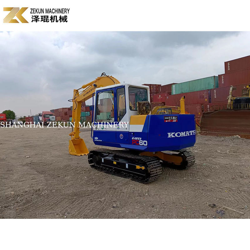 Nhật Bản Komatsu PC60-6 máy đào với trọng lượng hoạt động thấp 6 TON và trong tình trạng tốt