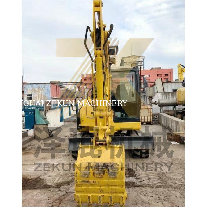 Máy đào Komatsu PC56 cũ với dung lượng xô 0,2m3 và 0-2000 giờ làm việc
