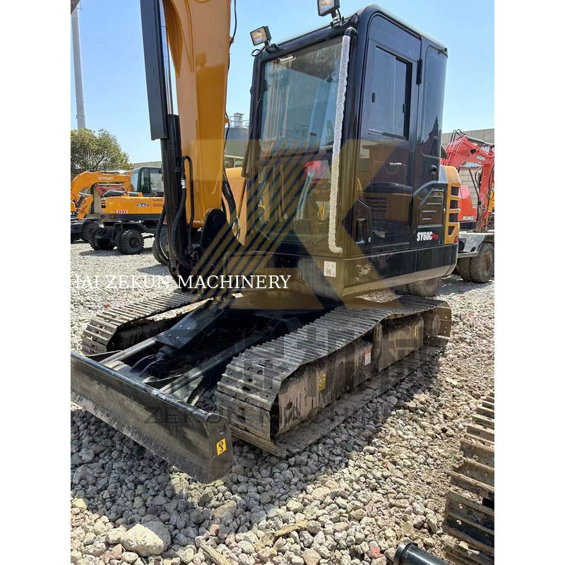 Các máy đào khác được sử dụng ở Thượng Hải 6000 KG Trọng lượng máy và xi lanh thủy lực