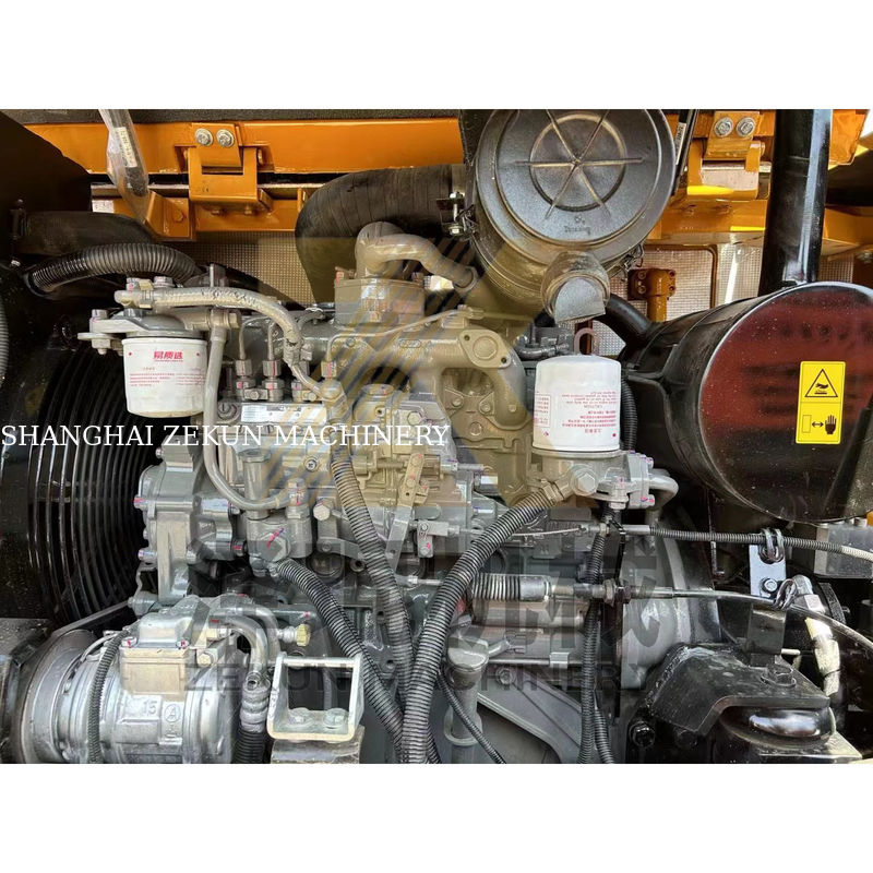 Các máy đào khác được sử dụng ở Thượng Hải 6000 KG Trọng lượng máy và xi lanh thủy lực
