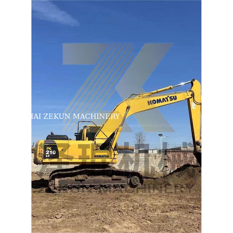 Komatsu PC210-8 PC210-8M0 Máy đào 21 tấn ở Thượng Hải với 4001-6000 giờ làm việc
