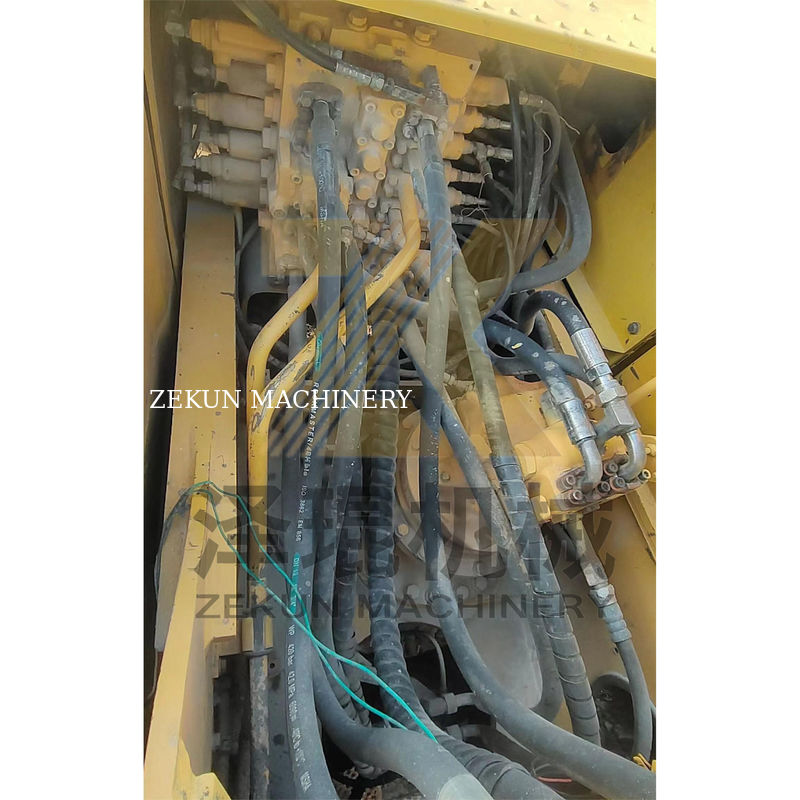 Komatsu PC200-7 PC200-8N1 Crawler Excavator Digger với động cơ 110KW ở Thượng Hải