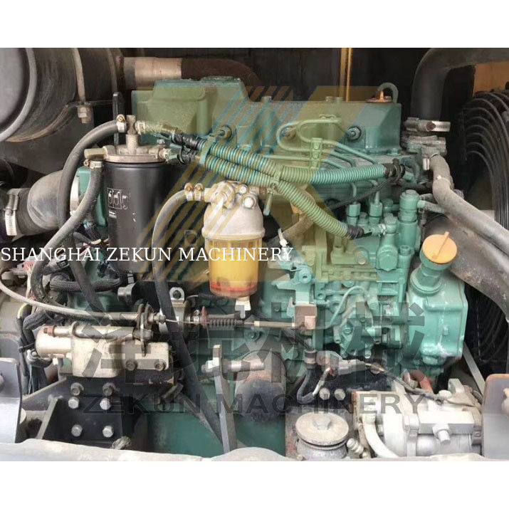 Máy đào mini Volvo EC55 EC60 sử dụng van thủy lực khác với giờ làm việc ngắn
