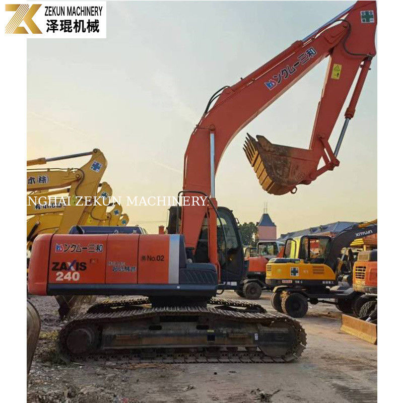Máy đào Hitachi ZX240 cũ 24 tấn Nhật Bản gốc 2011 Năm 2001-4000 giờ làm việc