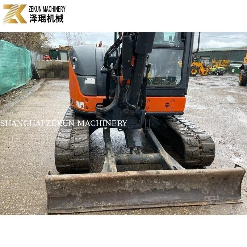 Máy đào mini Hitachi ZX55U cũ Nhật Bản gốc