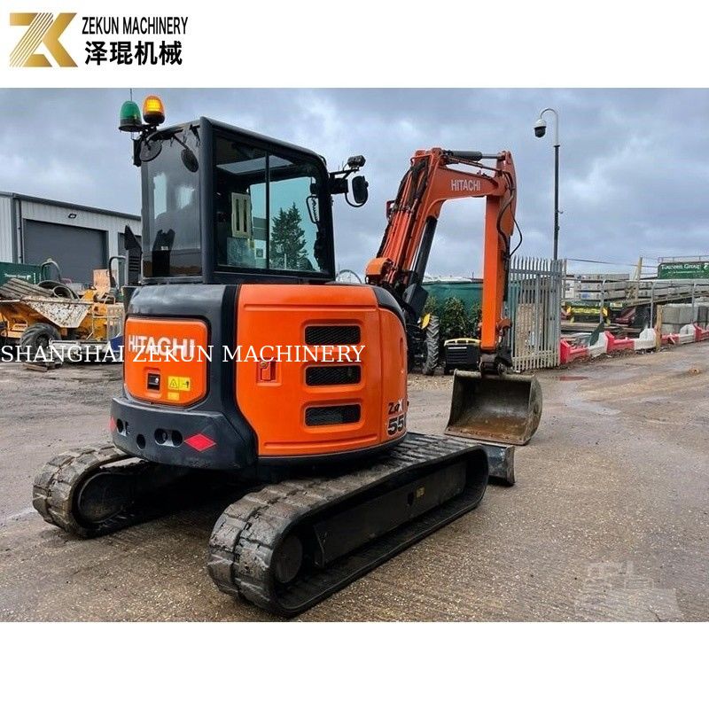 Máy đào mini Hitachi ZX55U cũ Nhật Bản gốc