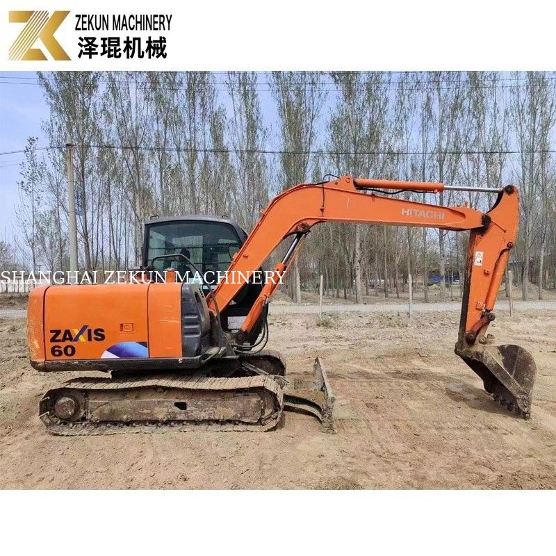 Máy đào bằng tay Hitachi ZX60 Crawler Excavator 0,22m3 Capacity Bucket 2013 Năm