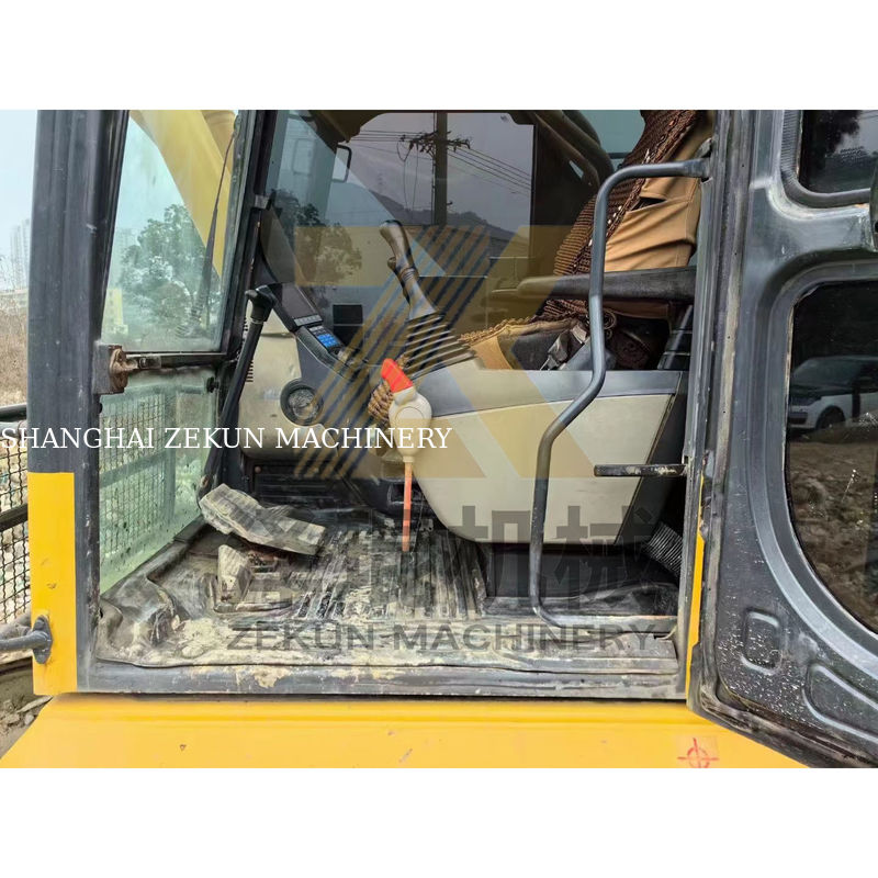 Máy đào Komatsu PC360-8M0 sử dụng 1.8m3 5300 giờ
