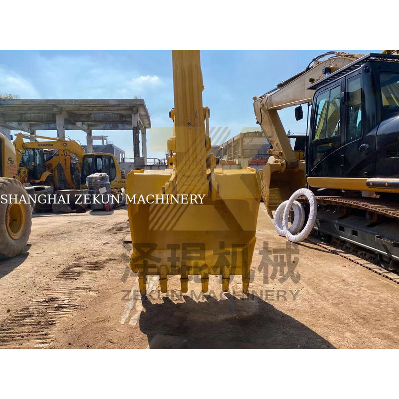 Giao dịch tuyệt vời trên Komatsu PC220-22TON Excavator với 1170 giờ làm việc Đừng bỏ lỡ