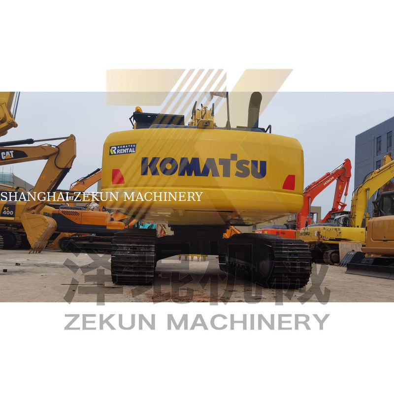 Máy đào 22 tấn Komatsu 220 PC220 đã sử dụng với dung lượng xô 1M3 và 1050 giờ làm việc