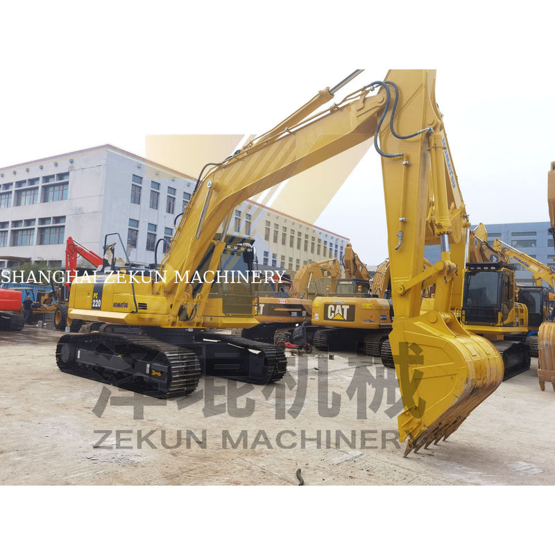 Máy đào 22 tấn Komatsu 220 PC220 đã sử dụng với dung lượng xô 1M3 và 1050 giờ làm việc