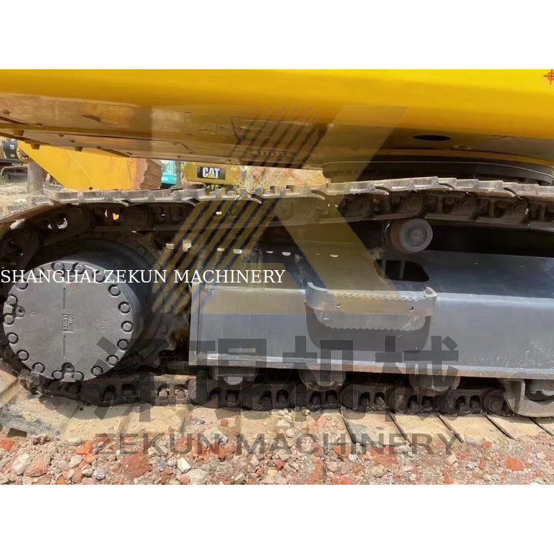 Máy di chuyển đất Komatsu PC200-8 PC200 đã qua sử dụng với dung lượng xô 0,8m3