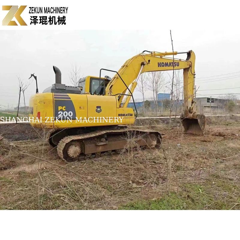 Máy đào Komatsu PC200-8MO sử dụng 2001-4000 giờ Kích thước trung bình