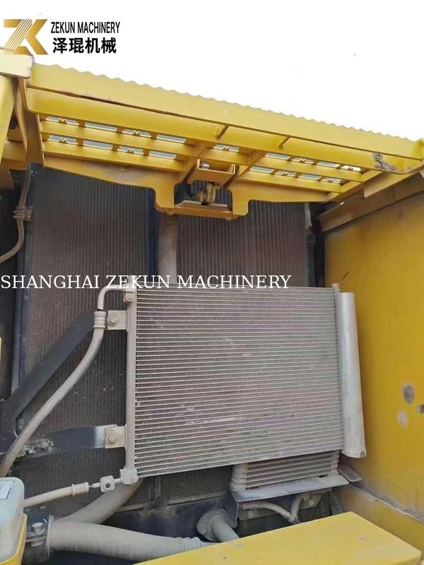Máy đào Komatsu PC200-8MO sử dụng 2001-4000 giờ Kích thước trung bình