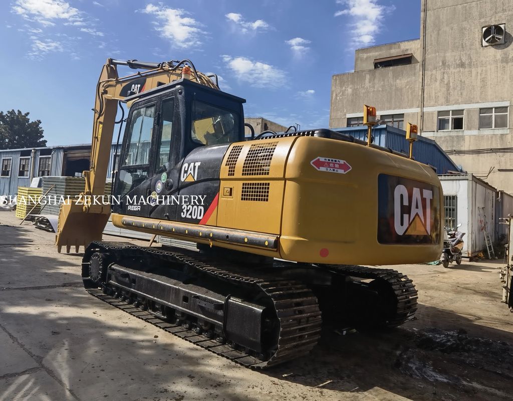 Xây dựng đào 2015 Caterpillar Cat312 312D Excavator Shanghai Cat 312 C với và trọng lượng hoạt động 20 tấn