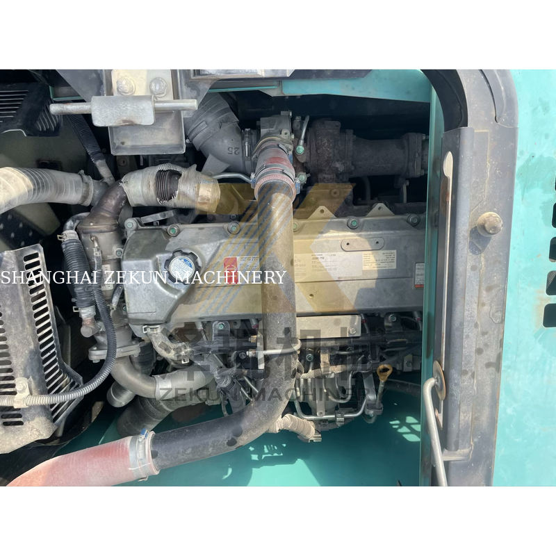 Máy đào Kobelco SK380 sử dụng xi lanh thủy lực khác với dung lượng xô 1,9 m3