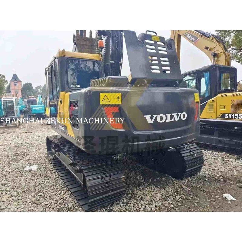 Máy đào bơm thủy lực khác EC140 Trong tình trạng tốt và với trọng lượng máy 15870 KG