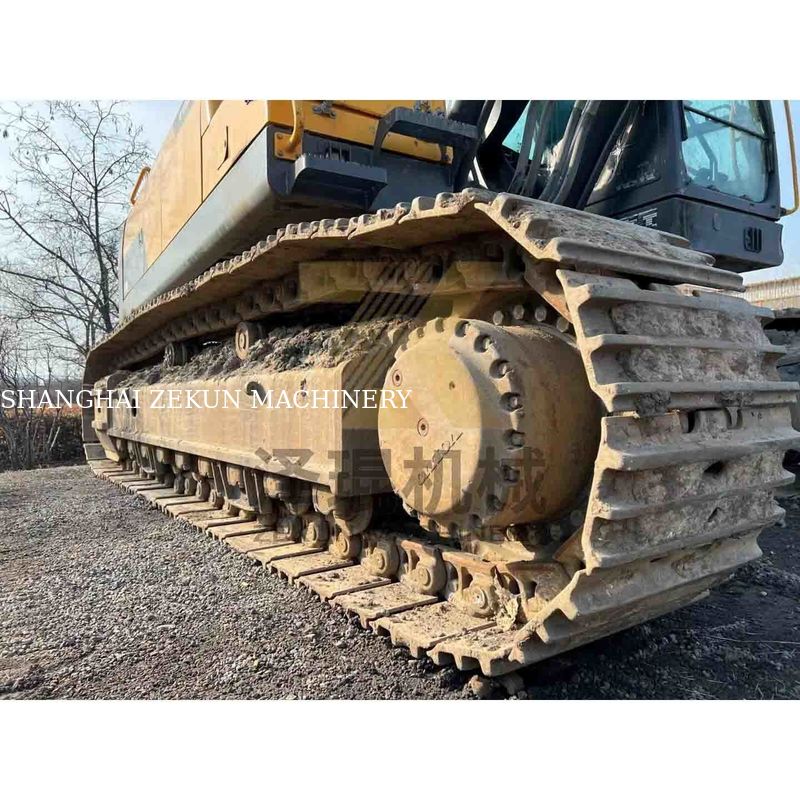 Máy đào cũ Volvo Ec480dl với 4600 giờ làm việc và xi lanh thủy lực khác