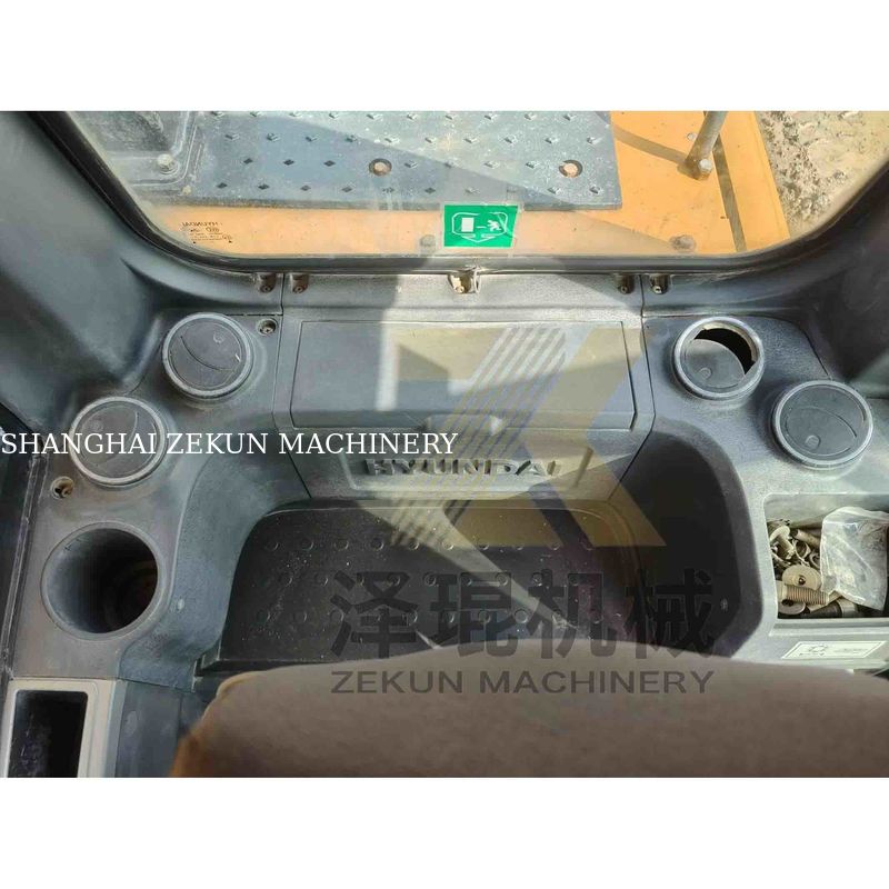 Hyundai sử dụng 520-9VS 52Ton Excavator với động cơ Cummins và máy bơm gốc