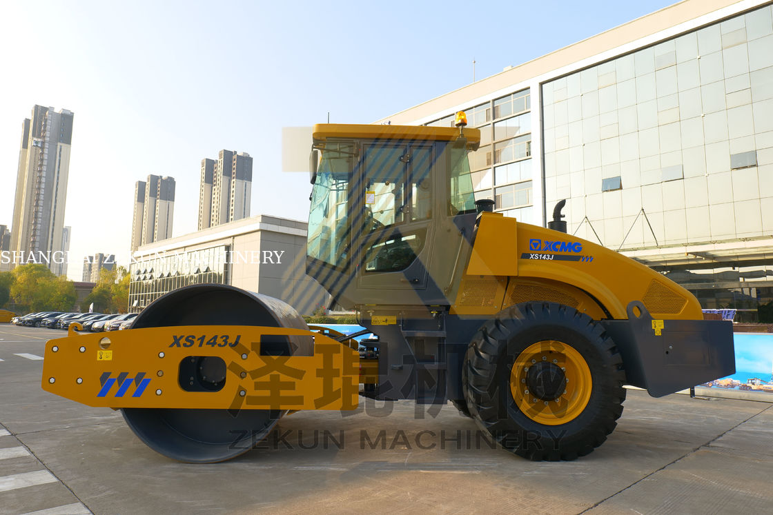 14ton XCMG XS143J Single Drum Vibratory Roller Trung Quốc giai đoạn II