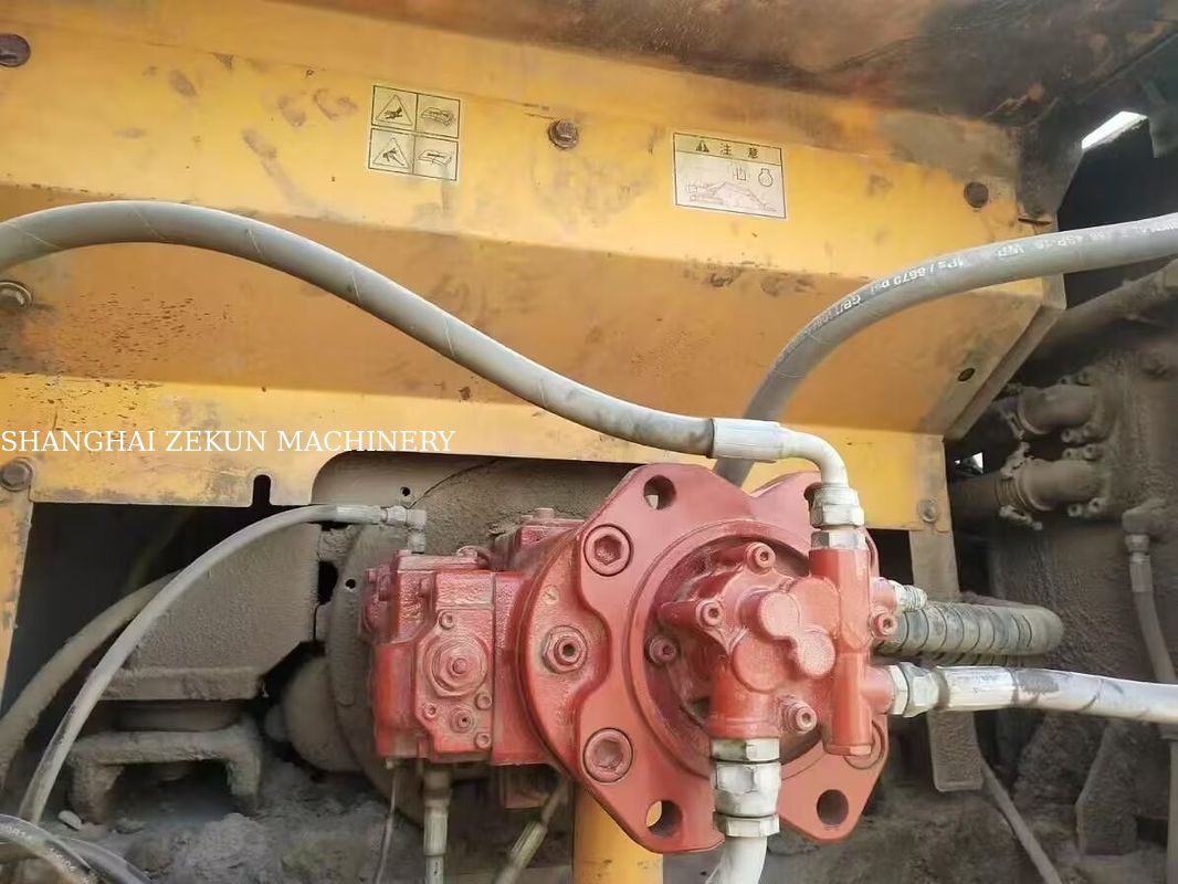 Hyundai 305LC-9T Excavator với 17.818 giờ làm việc trong tình trạng tuyệt vời