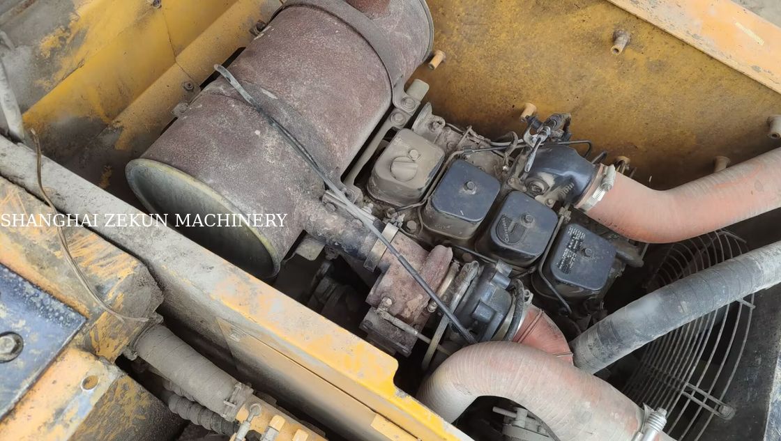 2015 Hyundai R150-9 Excavator với búa và 5.300 giờ làm việc tăng năng suất