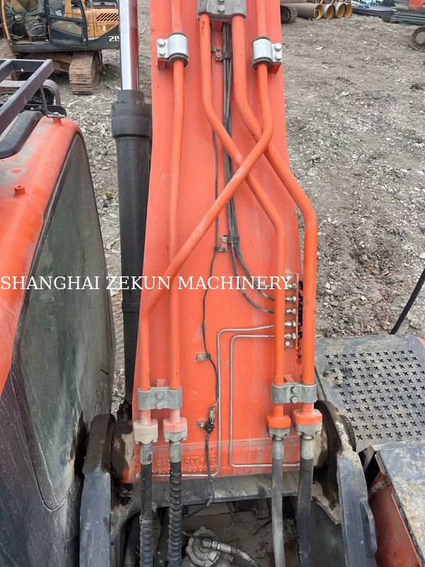 Máy đào Doosan DX380 năm 2020 sử dụng với 4816 giờ làm việc trong tình trạng tốt