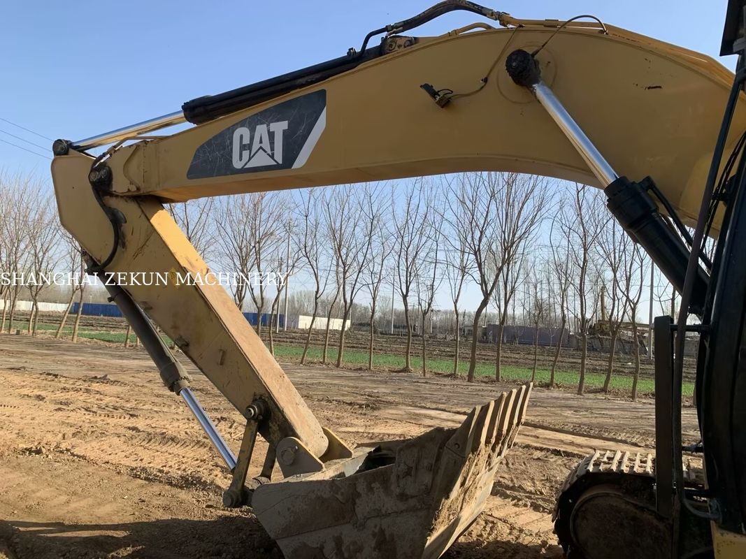 2020 Cat 320D2L Excavator 21 tấn Đơn vị 5238 giờ cho các dự án hạng nặng