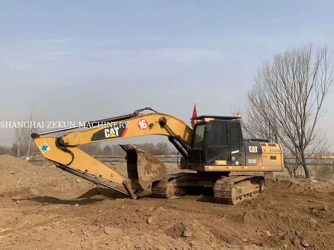 Ứng dụng đa năng 2020 Cat 323D2 Excavator 23 Ton 4877 giờ cho các ứng dụng khác nhau