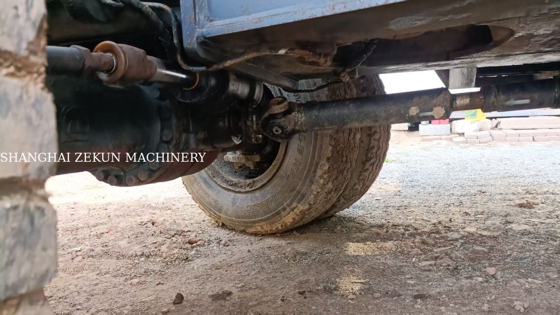 Hyundai R210W-9 máy đào bánh 330 L dung lượng bể nhiên liệu và van thủy lực