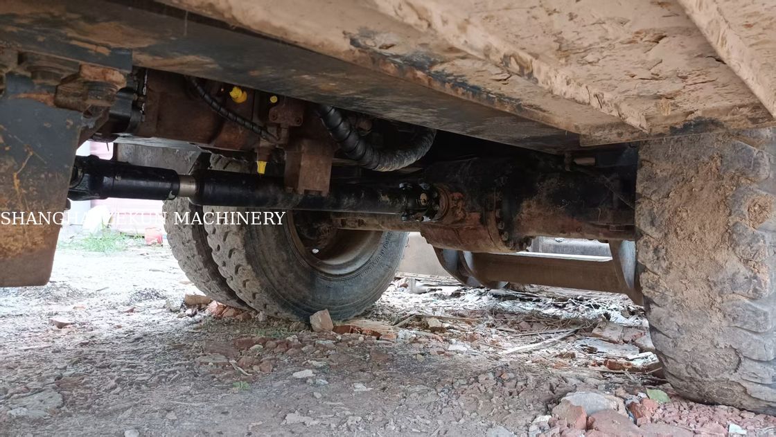 Hyundai R210W-9 máy đào bánh 330 L dung lượng bể nhiên liệu và van thủy lực