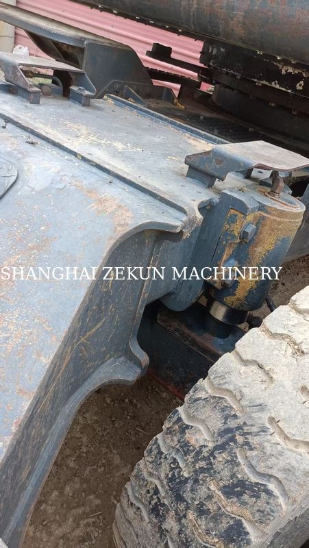 Hyundai R210W-9 máy đào bánh 330 L dung lượng bể nhiên liệu và van thủy lực