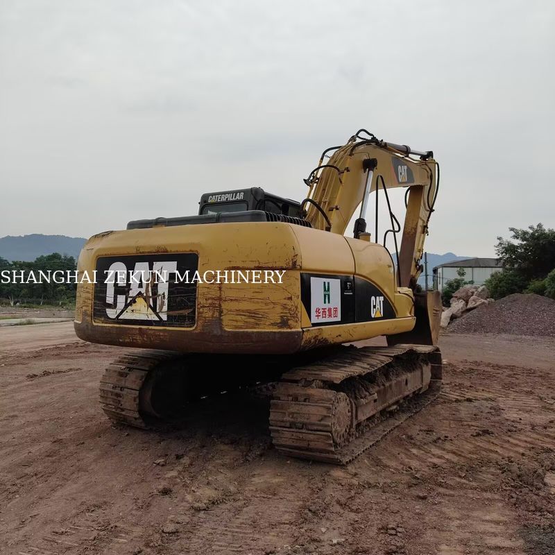 Máy xúc CAT 320D năm 2016, hạng 20 tấn, với động cơ CAT C6.4 ACERT, độ sâu đào tối đa 680 mm