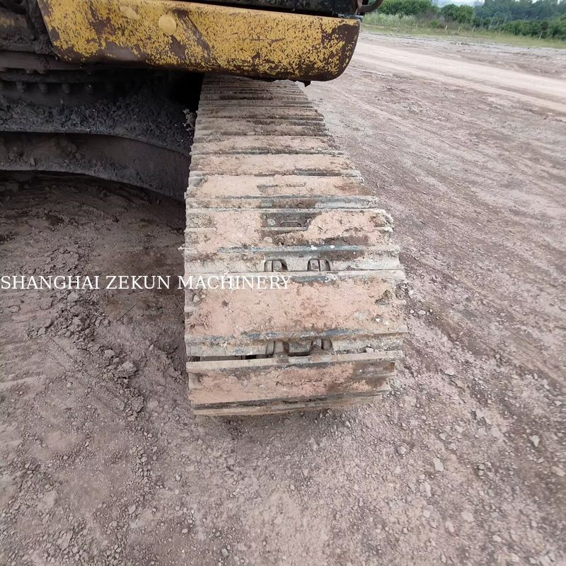 Máy xúc CAT 320D năm 2016, hạng 20 tấn, với động cơ CAT C6.4 ACERT, độ sâu đào tối đa 680 mm