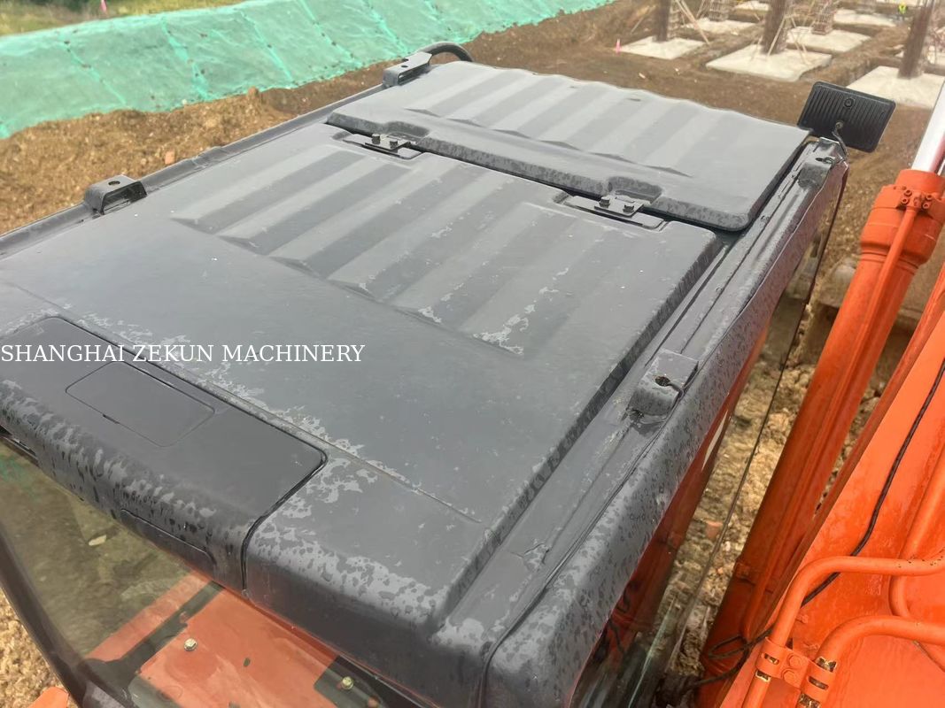 Máy xúc Hitachi ZX220-5A năm 2020, 6541 giờ hoạt động, Chiều cao đào tối đa 630 mm, Chiều sâu đào tối đa 670 mm, Dành cho các công việc nặng