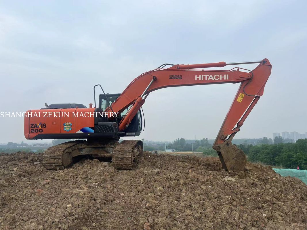Máy xúc Hitachi ZX220-5A năm 2020, 6541 giờ hoạt động, Chiều cao đào tối đa 630 mm, Chiều sâu đào tối đa 670 mm, Dành cho các công việc nặng