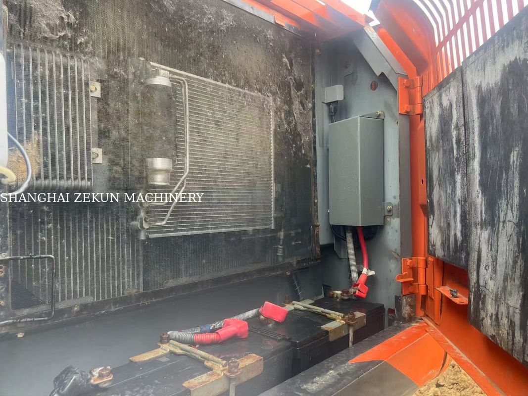 Máy xúc Hitachi ZX220-5A năm 2020, 6541 giờ hoạt động, Chiều cao đào tối đa 630 mm, Chiều sâu đào tối đa 670 mm, Dành cho các công việc nặng